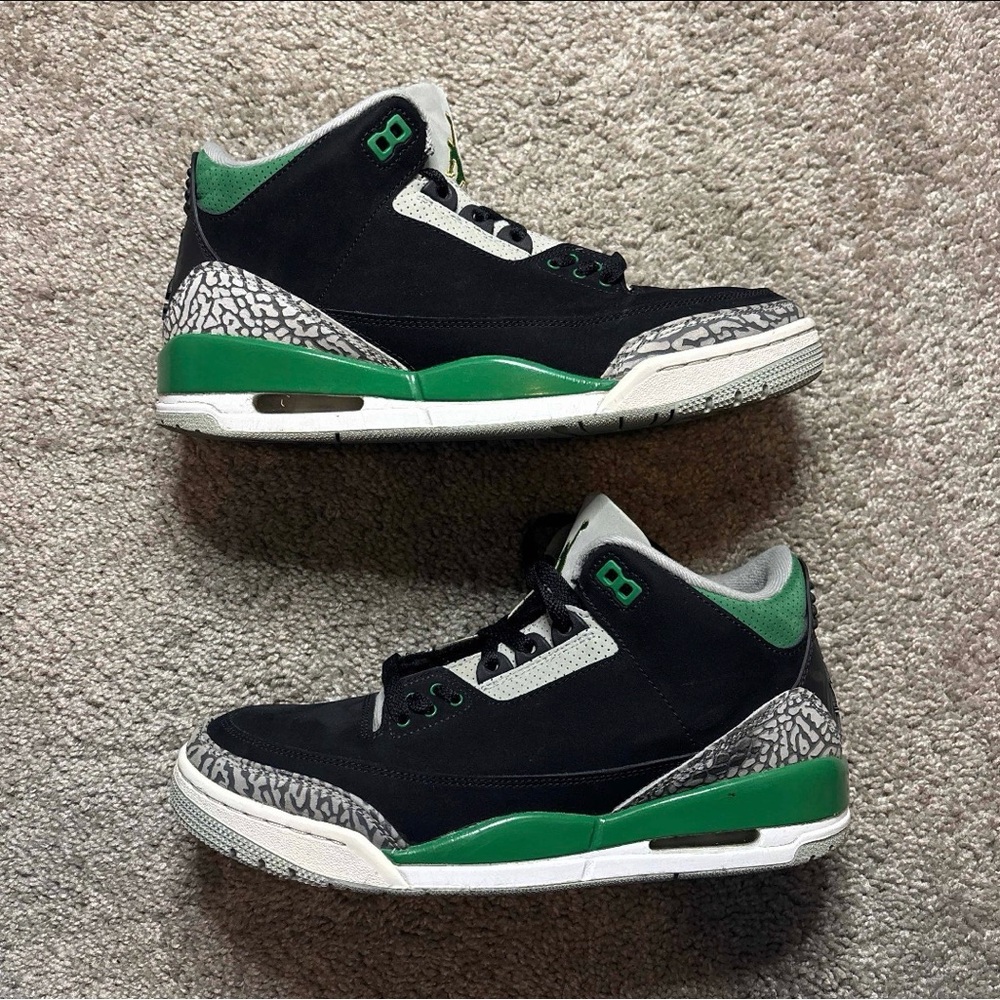 Air Jordan 3 Retro `Pine Green’ Size 9.0 Men